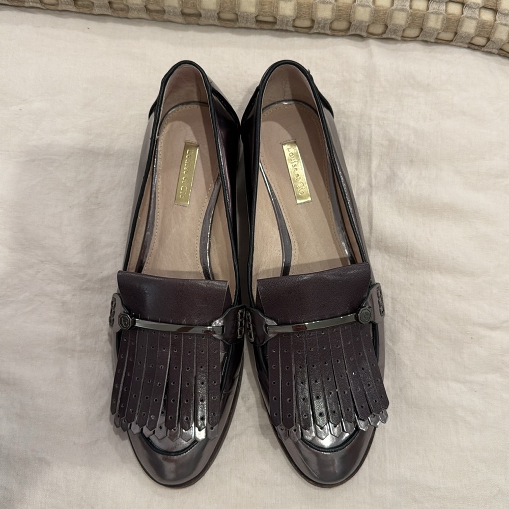 Louise et Cie Black Patent Leather Loafers with Fringe - Picture 5 of 10